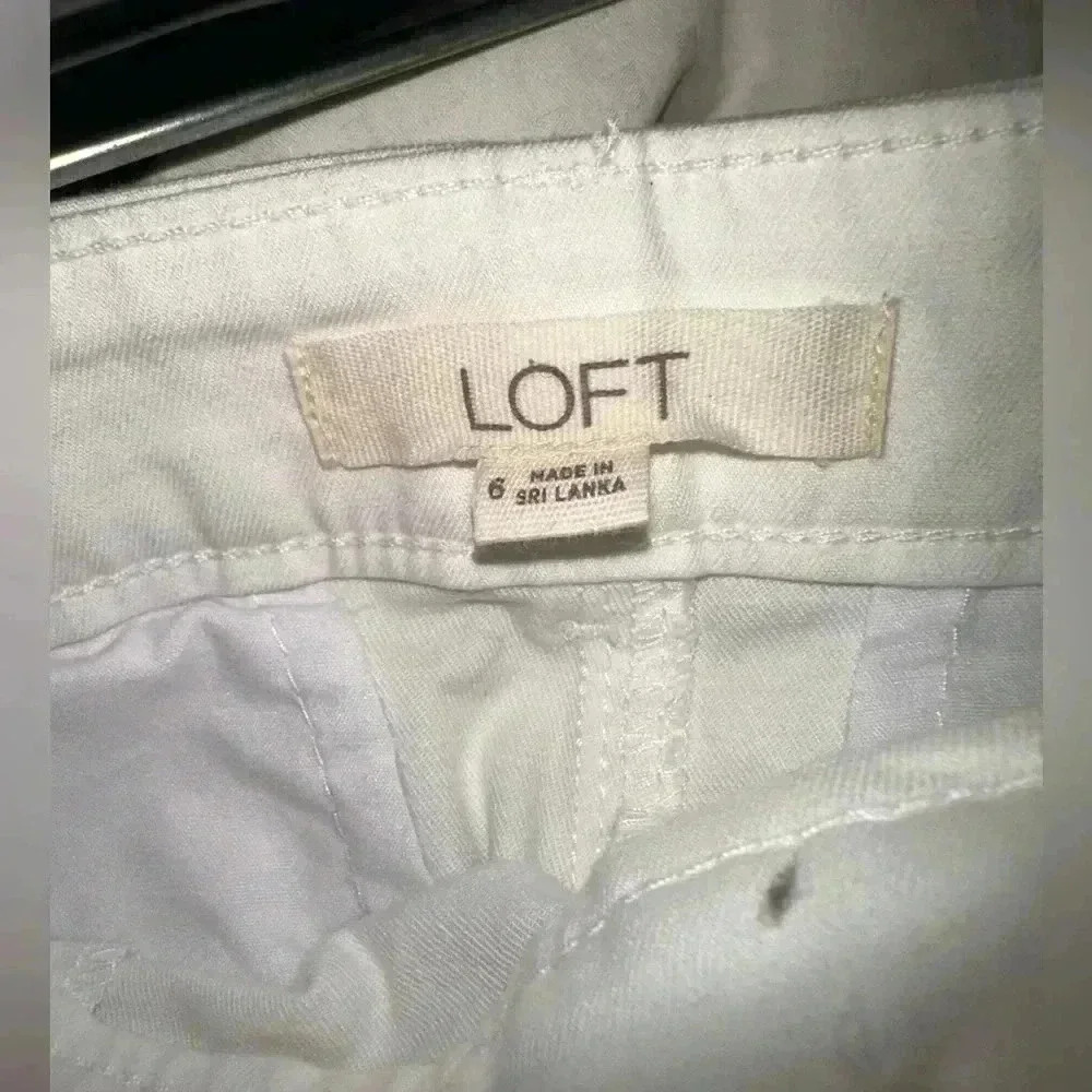 Ann Taylor Loft waist 32” size 6 white cotton cargo shorts.High waisted NWOT. - Picture 5 of 12